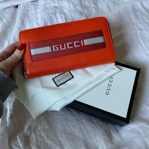 Gucci orange wallet
